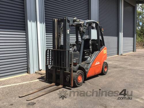 Linde 2.5T LPG Forklift with 3-Stage Container Mast