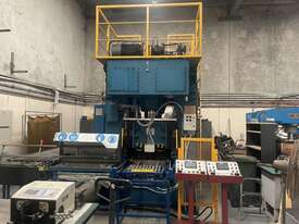 Hot and Cold Press,2 x H Presses, 2014 WUXI KLT, Model: YH27-315T - picture0' - Click to enlarge