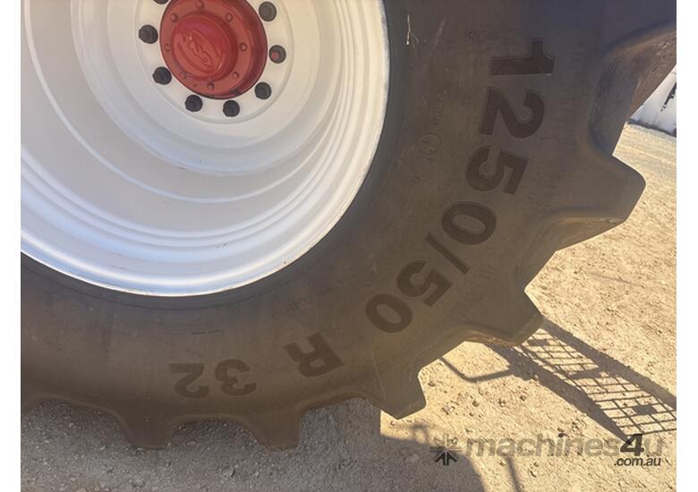 caption 2021 Morris 9555/9682ICT Air Carts