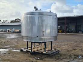 MILK VAT | 7,000L | Insulated & Agitated with Side Entry Manway - picture2' - Click to enlarge