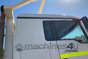 2010 MAN TGA 26.400 Prime Mover Sleeper Cab 2010 MAN TGA 26.400 Prime Mover Sleeper Cab