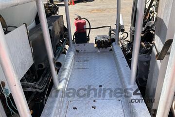 2006 Isuzu FVD950 Bin Lifter Side Loader Compactor