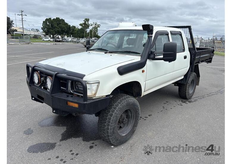 caption 1994 TOYOTA HILUX UTE
