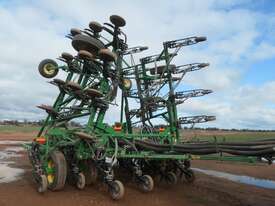 John Deere 1870 Seeder Bar - picture1' - Click to enlarge