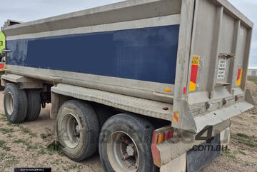 1998 BT Industries Super Dog Tipper Trailer, E.M.U.S TS892