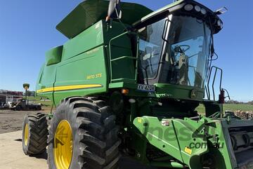 JOHN DEERE 9870 STS & 635D on a Trailer HARVESTIN