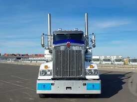 Kenworth T909 - picture0' - Click to enlarge
