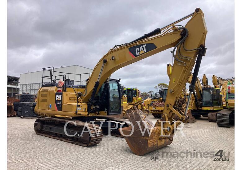 CAT 323FL Track Excavators