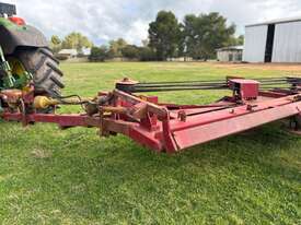 LOXTON SLASHER - picture2' - Click to enlarge