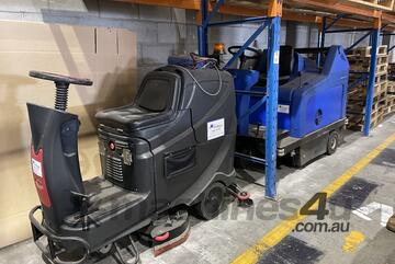 Viper AS710R Ride On Battery Scrubber
