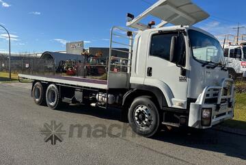 Truck Tray Isuzu 1400 6x4 Auto 295HP 7m tray 152042km 1ISC826 SN1777