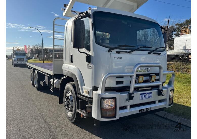 Truck Tray Isuzu 1400 6x4 Auto 295HP 7m tray 152042km 1ISC826 SN1777