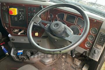 2012 Mack CLX 6X4T Prime Mover Sleeper Cab 2012 Mack CLX 6X4T Prime Mover Sleeper Cab