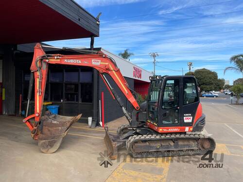 2018 Kubota KX080-3 Excavator (EX112)