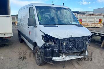 Mercedes Benz Mercedes-Benz Sprinter Mercedes Benz Mercedes-Benz Sprinter