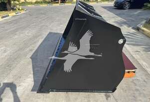 Bucket BEDROCK SKID STEER LOADER LIGHT MATERIAL BUCKET 81IN, 1.5M SSLLMB-81-1.5