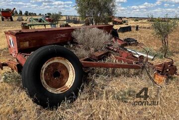 International Combine Seeder (Parts)