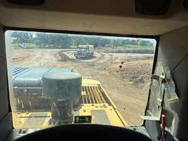 2012 Komatsu PC220LC-8 Excavator (Steel Tracked) - picture0' - Click to enlarge