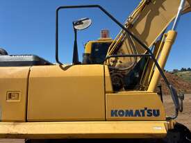 2012 Komatsu PC220LC-8 Excavator (Steel Tracked) - picture1' - Click to enlarge