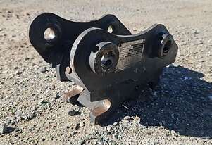 Hydraulic Quick Hitch to suit 3 - 4 Ton Excavator