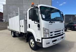 2014 Isuzu FRR500 Service Body