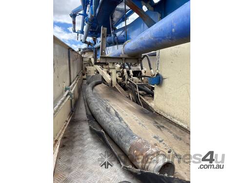 2016 DAF CF 7585 Concrete Pump