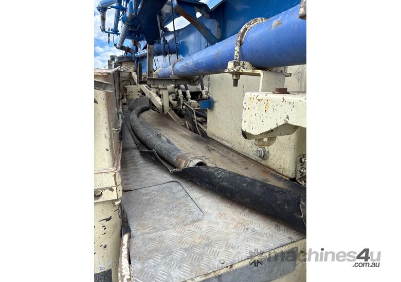 2016 DAF CF 7585 Concrete Pump