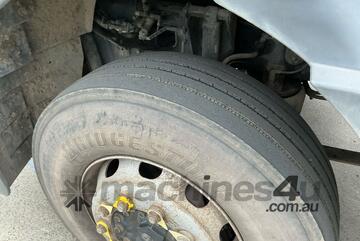 2010 Iveco Stralis 450 Tipper Day Cab