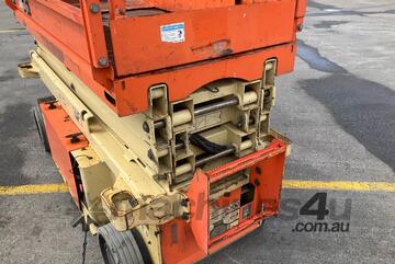2015 JLG R6 Scissor Lift (Electric)