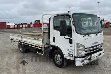 Isuzu   NPR