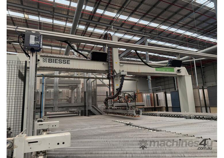 2016 Biesse Stream B1 10.5 Single Side Edgebander with 2016 Biesse Winner W1 Panel Management System