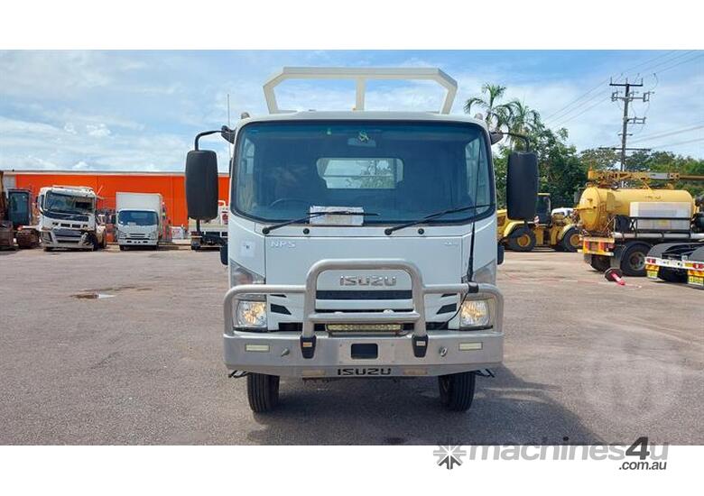 Isuzu NPS5SN