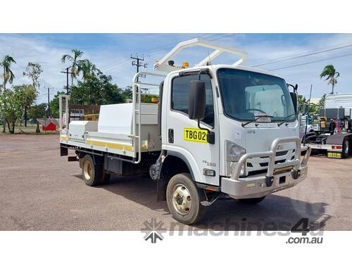 Isuzu NPS5SN