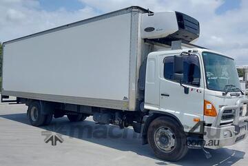 Hino   FG 1527