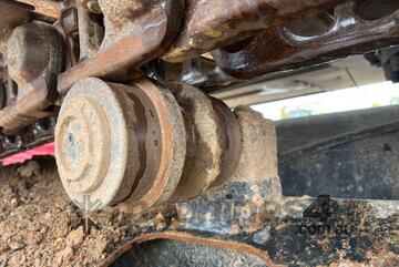 2019 Hitachi ZX260LC-5B Excavator (Steel Tracked)