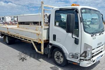 Isuzu   NLR