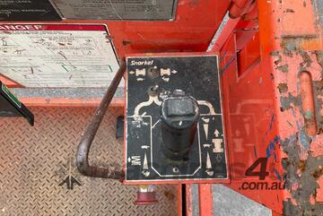 2005 Snorkel S2646 Scissor Lift (Electric)