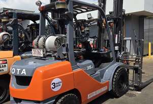 Toyota   3.5 tonne LPG Forklift
