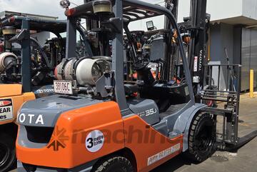 Toyota   3.5 tonne LPG Forklift