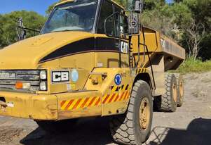 Caterpillar 2004   730