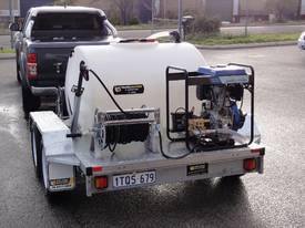 Pressure washer trailer/ water pump AVAILABLE NOW - picture2' - Click to enlarge
