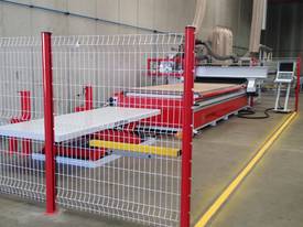 WOODTRON AUTOMATIC NESTING SOLUTIONS SPECIALIST - picture0' - Click to enlarge
