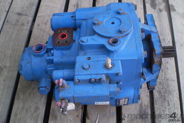 Cross Hydraulic Pumps   x 3 Cross Hydraulic Pumps   x 3