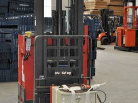 RAYMOND  R45 Reach Forklift  - picture2' - Click to enlarge