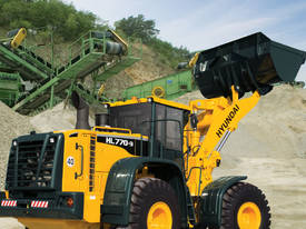 2015 HYUNDAI HL 770-9 WHEEL LOADER - picture1' - Click to enlarge