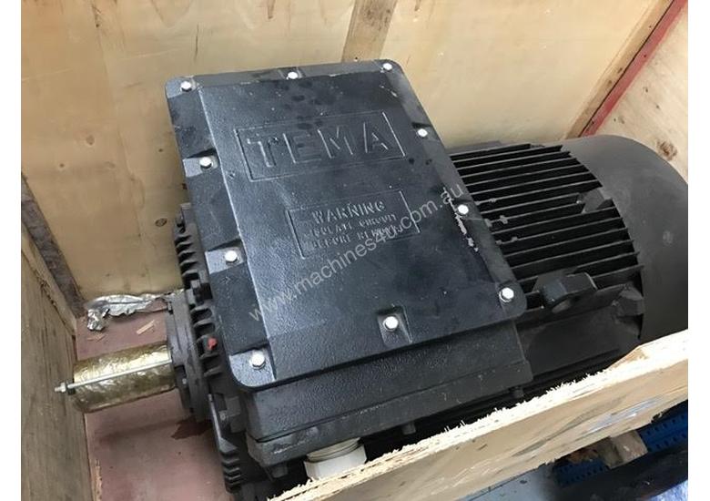 caption 132 kw 175 hp 4 Pole 415 v AC Electric Motor