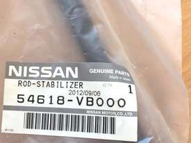 Genuine Nissan 54618-VB000 54618VB000 - picture0' - Click to enlarge