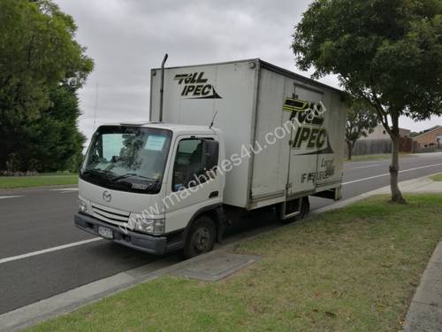 Truck for sale Mazda T 4600 Delivery box