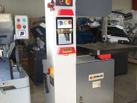 Vertical Metal Bandsaw - picture0' - Click to enlarge