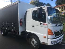 Curtainsider truck - picture1' - Click to enlarge